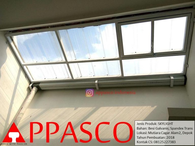Skylight Kanopi Atap Belakang Rumah di Mutiara Cagar Alam Depok