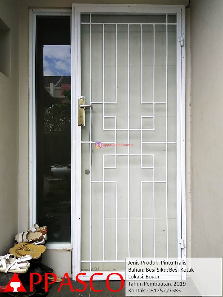 Pintu Besi Teralis Untuk Pintu Belakang Rumah di Bogor