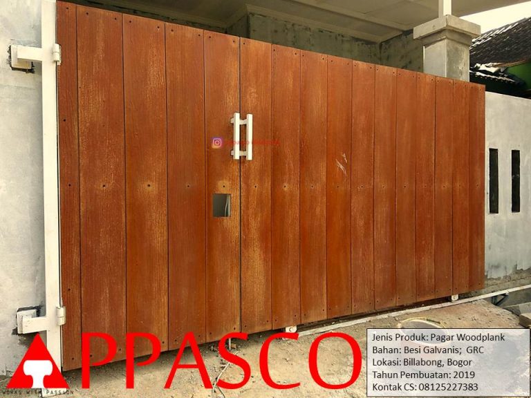 Pagar Woodplank dari Besi Galvalum Motif Kayu GRC di Bilabong Bogor Parung